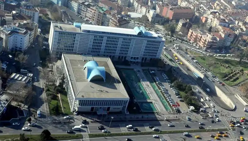 İstanbul Büyükşehir Belediyesi Başkanlığı'na Geçici Vekalet Edecek İsim Açıklandı