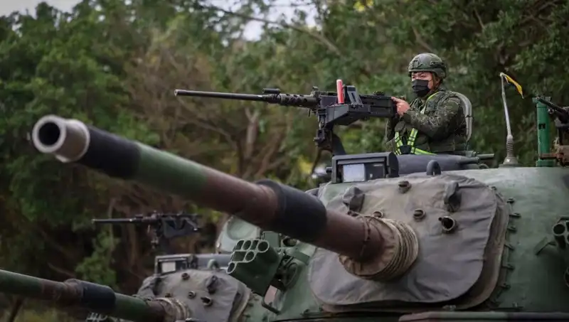 Çin'in Tayvan Çevresindeki Kapsamlı Askeri Tatbikatı: Stratejik Gelişmeler