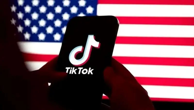 Trump TikTok İçin Tanınan Süreyi Uzatma Seçeneğini Değerlendiriyor