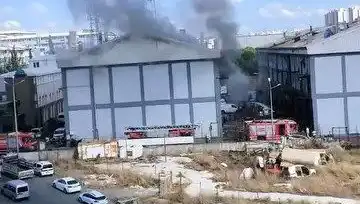 Başakşehir Sanayi Sitesi'nde Korkutan Yangın: Yangının Sebebi ve Sonrası Ne Olacak?