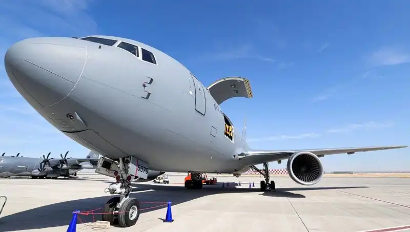 İsrail'in İran'a Yanıtı: Yeni KC-46 İle Havada Güç Gösterisi