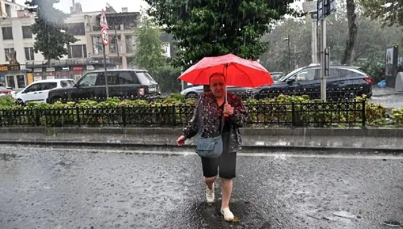 Ülkemizin Birçok Bölgesinde Sarı Kodlu Yağış Uyarısı Yapıldı