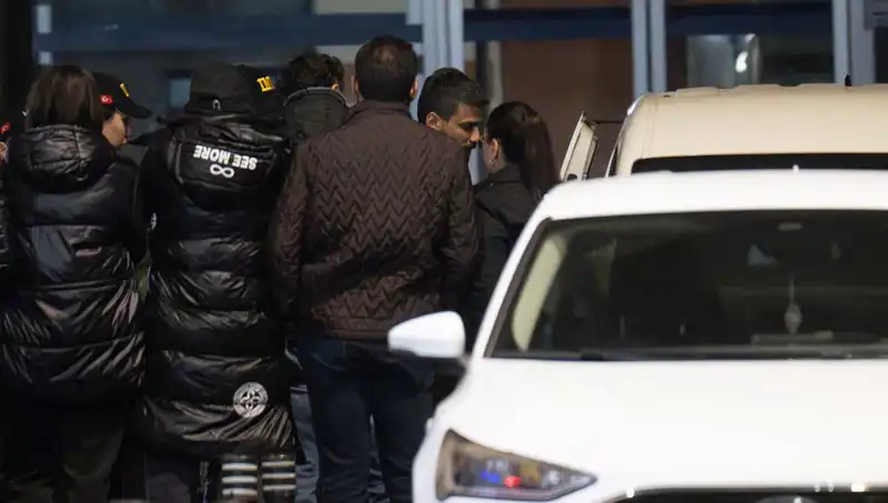 Sosyal Medya Şokunda: Dilan Polat ve Engin Polat Gözaltına Alındı!