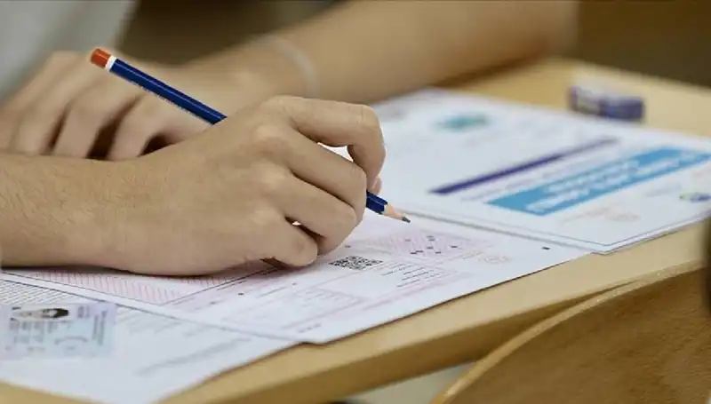 Nizip, YKS Şampiyonunu Karşılıyor: Başarı Hikayesinin Arkasındaki Güçler