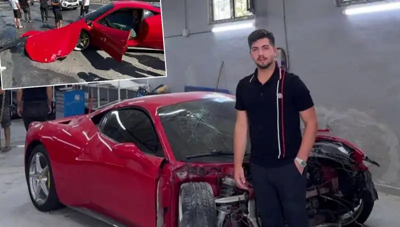 15 Milyonluk Ferrari Hurdaya Dönüştü, Sahibi Açıklama Yaptı