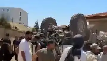 Freni Patlayan İş Makinesi Takla Attı, Bir İşçi Yaralandı
