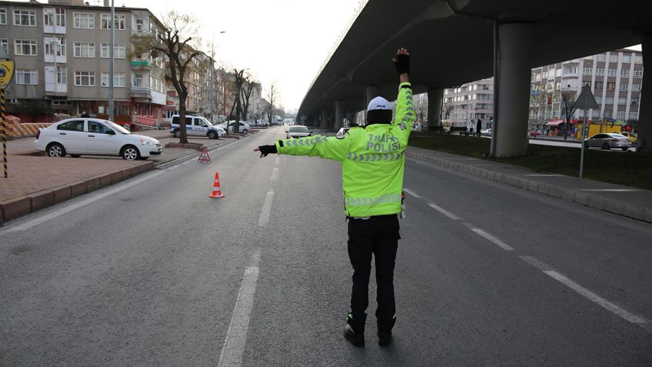 İstanbul'da Trafik Kapatmaları Devam Ediyor