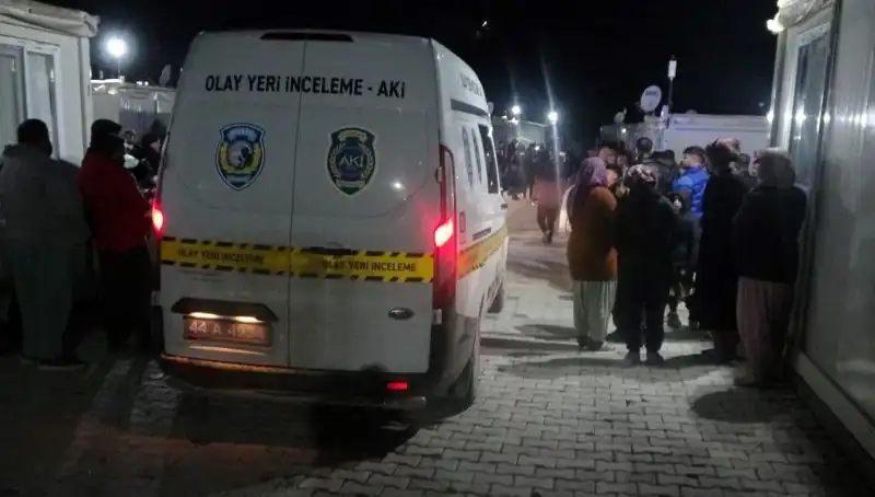 Husumetli İki Ailenin Kavgasında Kan Aktı: Olayın Ayrıntıları