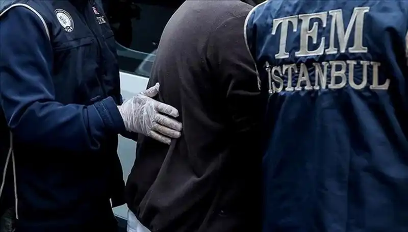 İstanbul'da DHKP-C Operasyonu: Eski Başkan Şükrü Genç Aralarında 35 Gözaltı