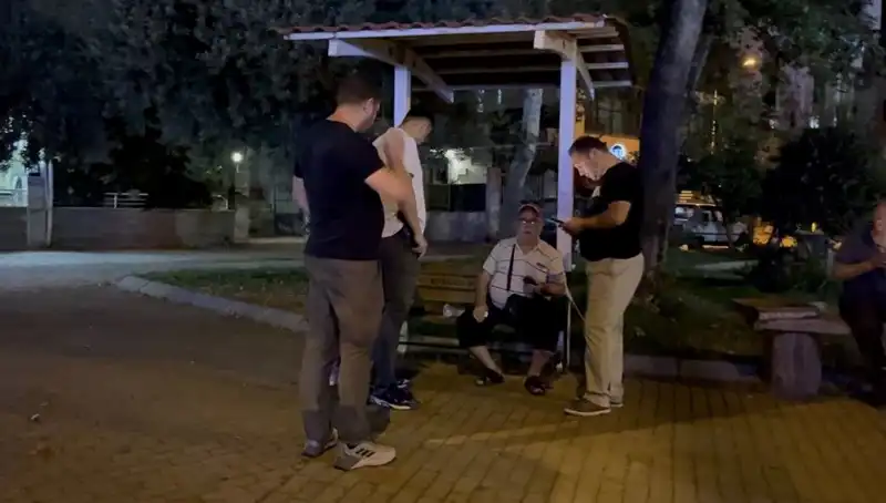 Görme Kaybı Olan Adamın Telefonu Nasıl Çalındı?