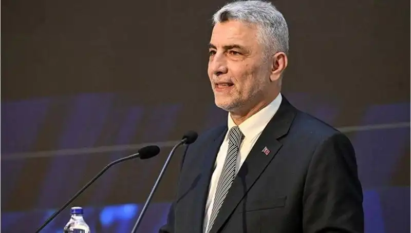 Ticaret Bakanı Bolat, Büyüme Verilerini Değerlendirdi: Ekonomik Gelecek İçin Önemli Açıklamalar!