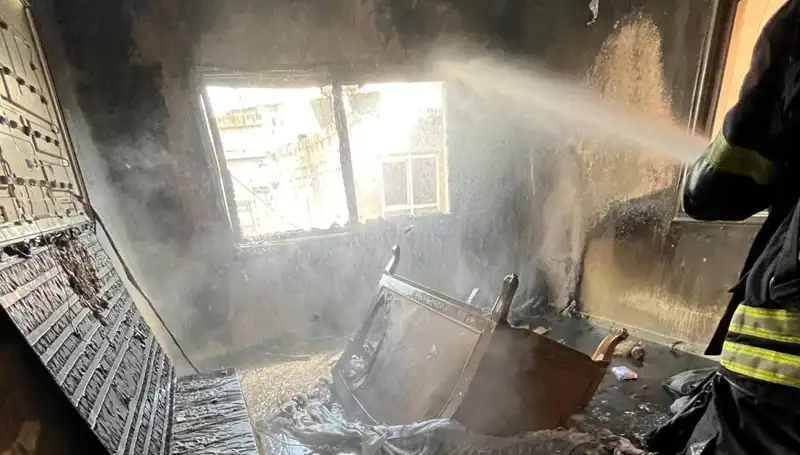 Mersin'de Apartman Dairesinde Yangın: Komşuları Korku Sardı