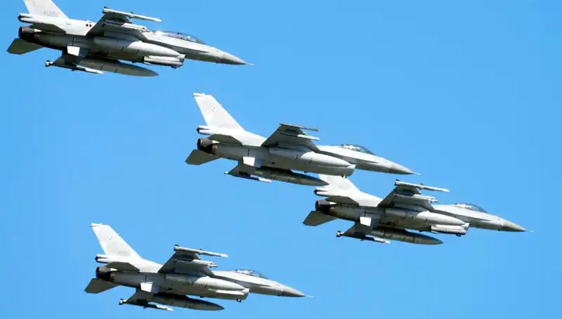ABD’nin F-16 Planı: Ukraynalı Pilotlar 310 Milyon Dolara Eğitilecek