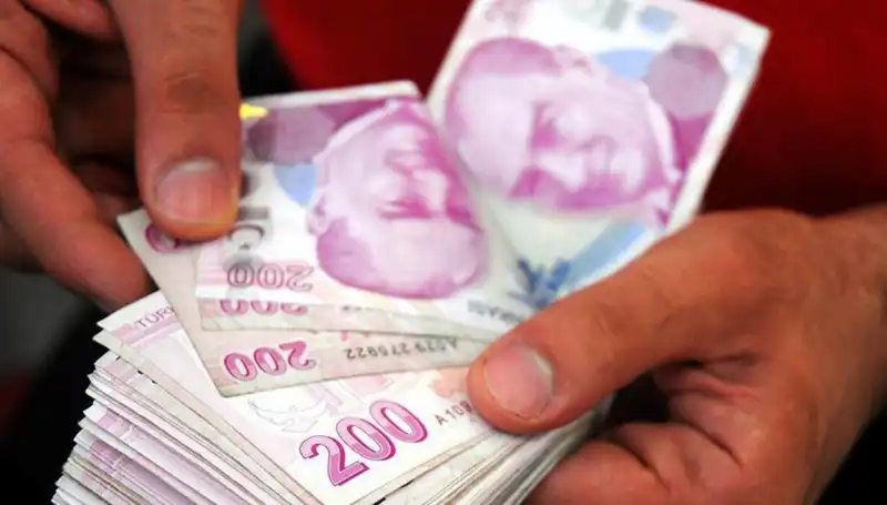 Bayram İkramiyesi Fark Ödemeleri İçin Merakla Beklenen Tarih Açıklandı